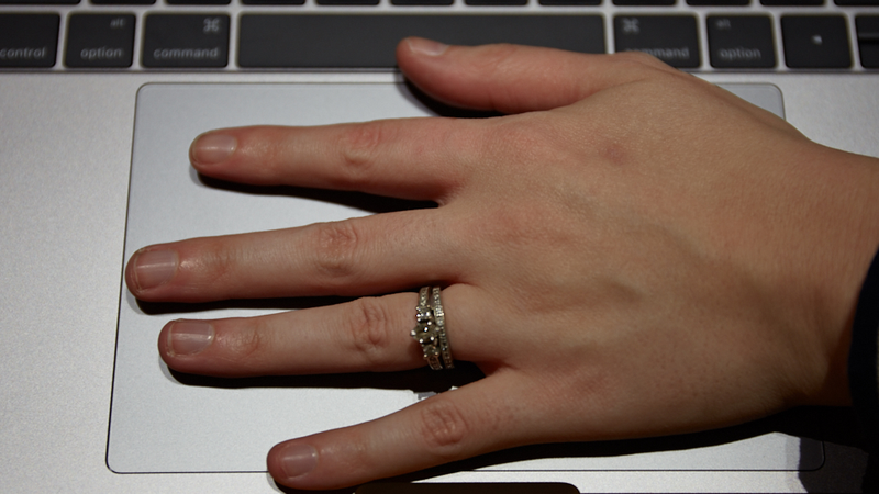 What a big trackpad!